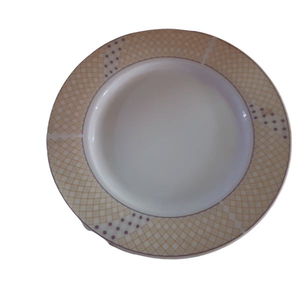 Elegante flowerish breakable plate